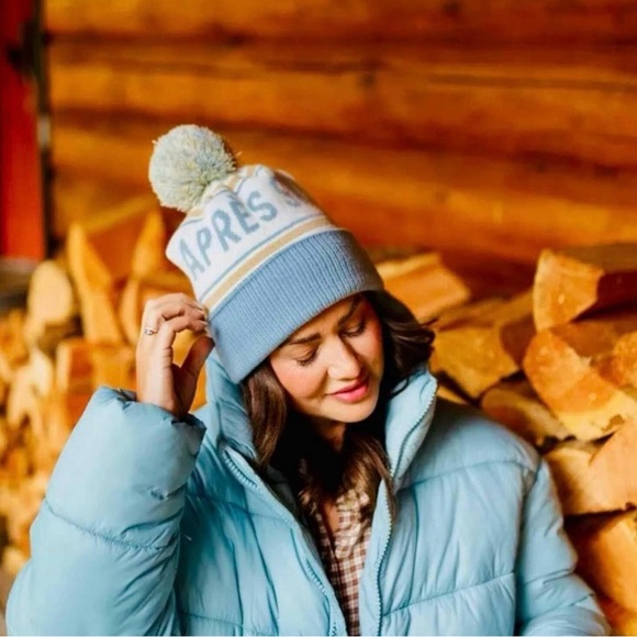 Jilly Box Apres Ski Toque/Beanie. NEVER WORN! - Picture 2 of 2